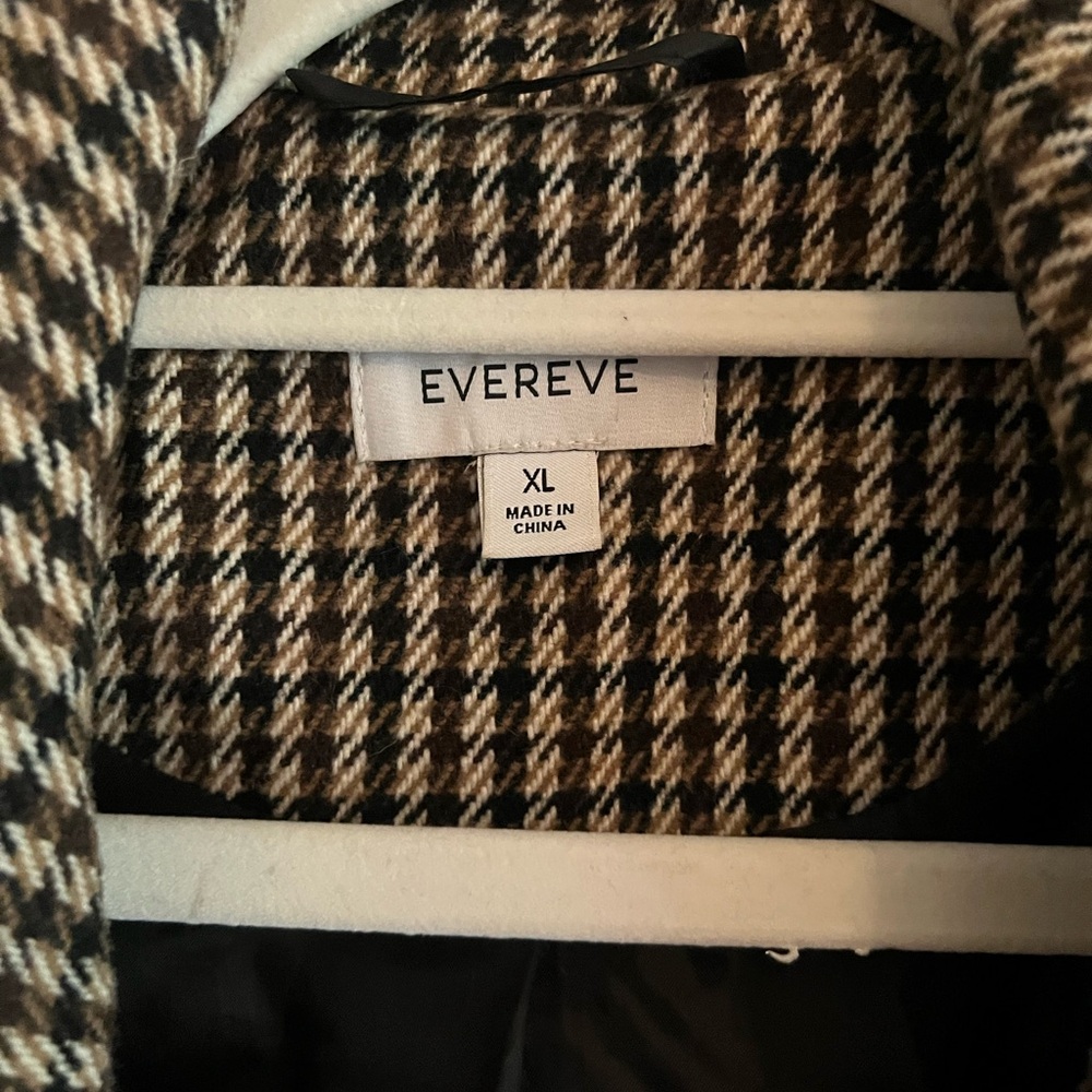 Mid Length Winter Houndstooth Coat - image 3